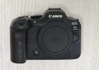 Canon EOS R6 Mark II