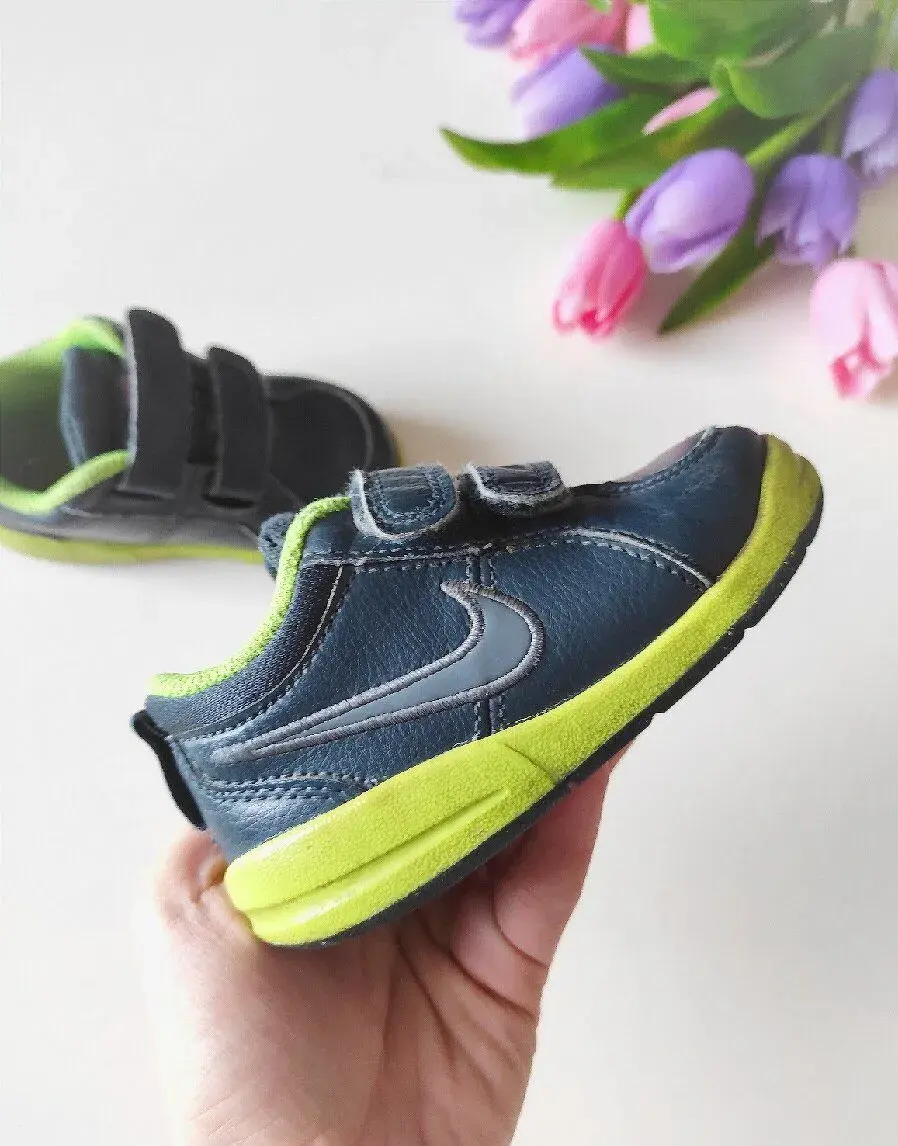 Dětské chlapecké tenisky Nike vel. 20