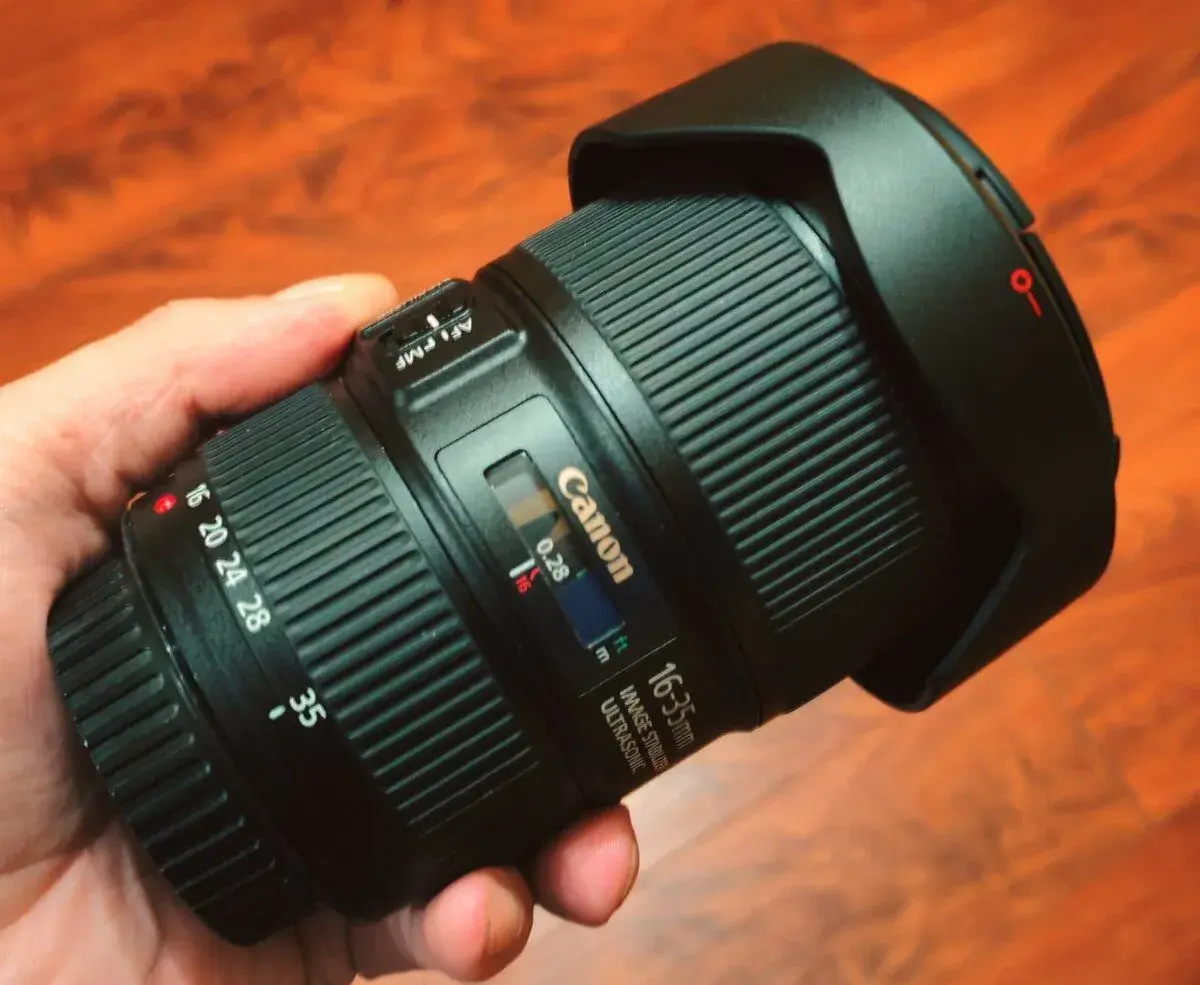 Canon EF 16-35/4 IS USM