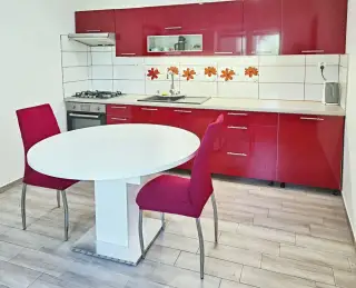 Samostatně stojící RD 3+1, 90 m2, Jenštejn, Praha - Východ