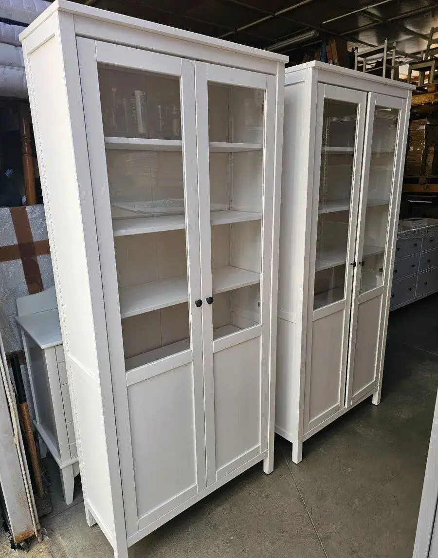 VITRÍNY IKEA HEMNES