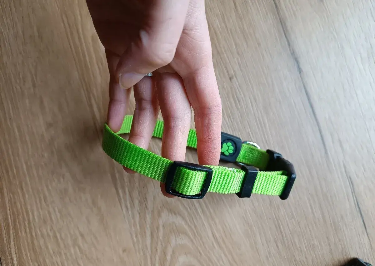 Obojek velikost S zelený