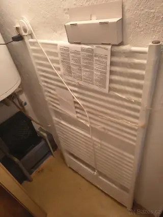 Koupelnový radiátor nový