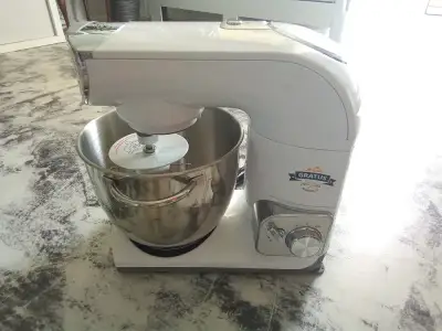 Kuchyňský robot ETA Gratus