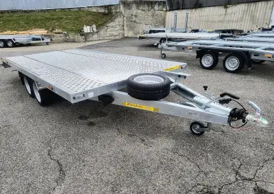 PHOENIX AUTOPŘEPRAVNÍK BRZDĚNÝ 2700KG 450-500x210/KNOTT/LED