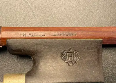 Starožitný houslový smyčec Fr.August Herrmann
