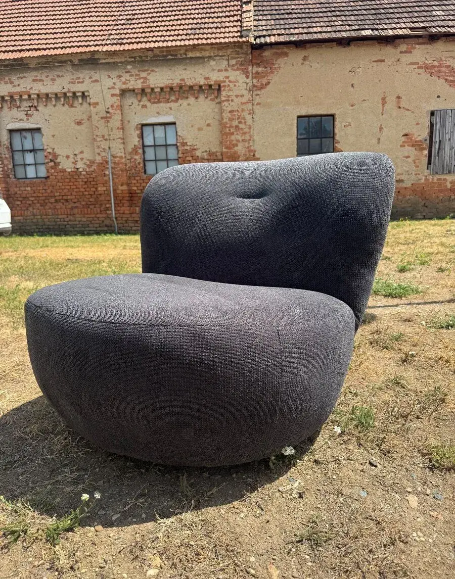 Otočné designové křeslo – antracitová barva