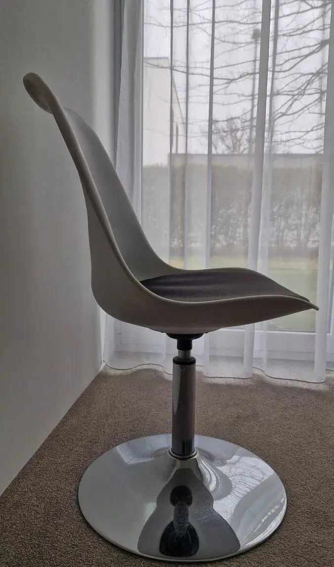 Dětská židle k pracovnímu stolu