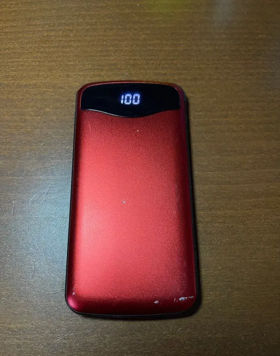 Powerbanka s Lightning kabelem 10000mAh
