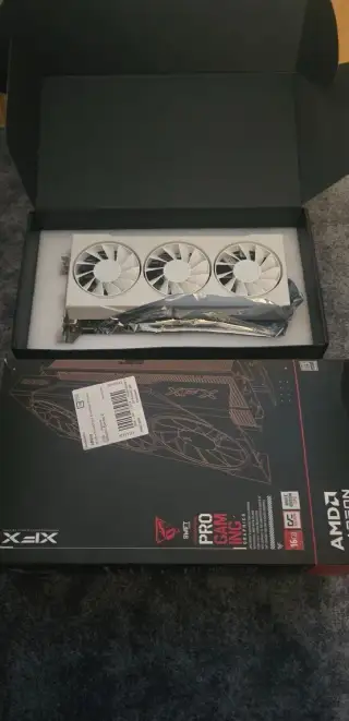 Tuto herni grafickou kartu je nova kupovana v alze.