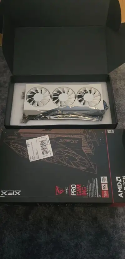 Tuto herni grafickou kartu je nova kupovana v alze.