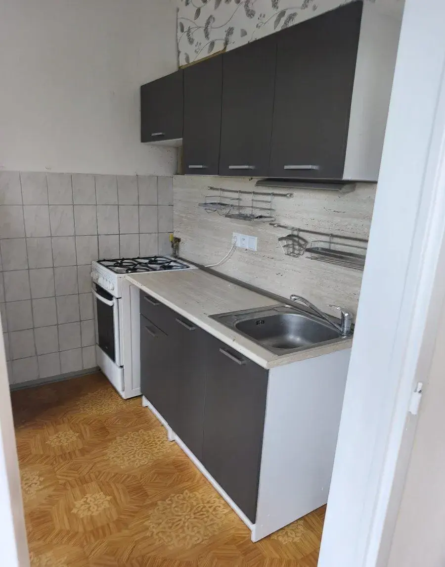 2+1 Rezkova, pěkný, klidná oblast, vhodný pro 2 osoby
