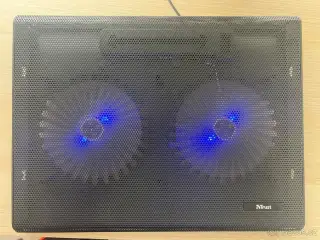 Chladící podložka Trust AZUL Cooling Stand