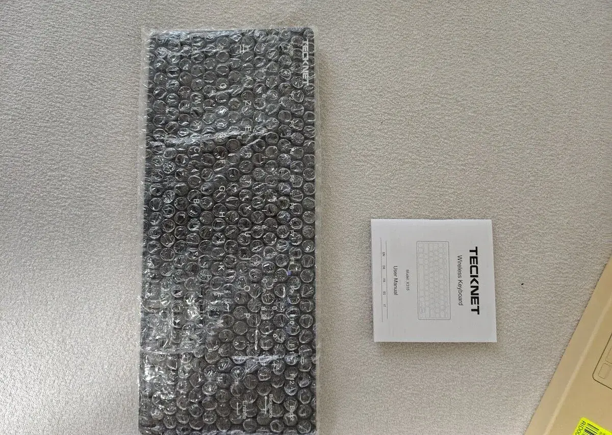 Bezdrátová klávesnice TECKNET X315 (2.4G)