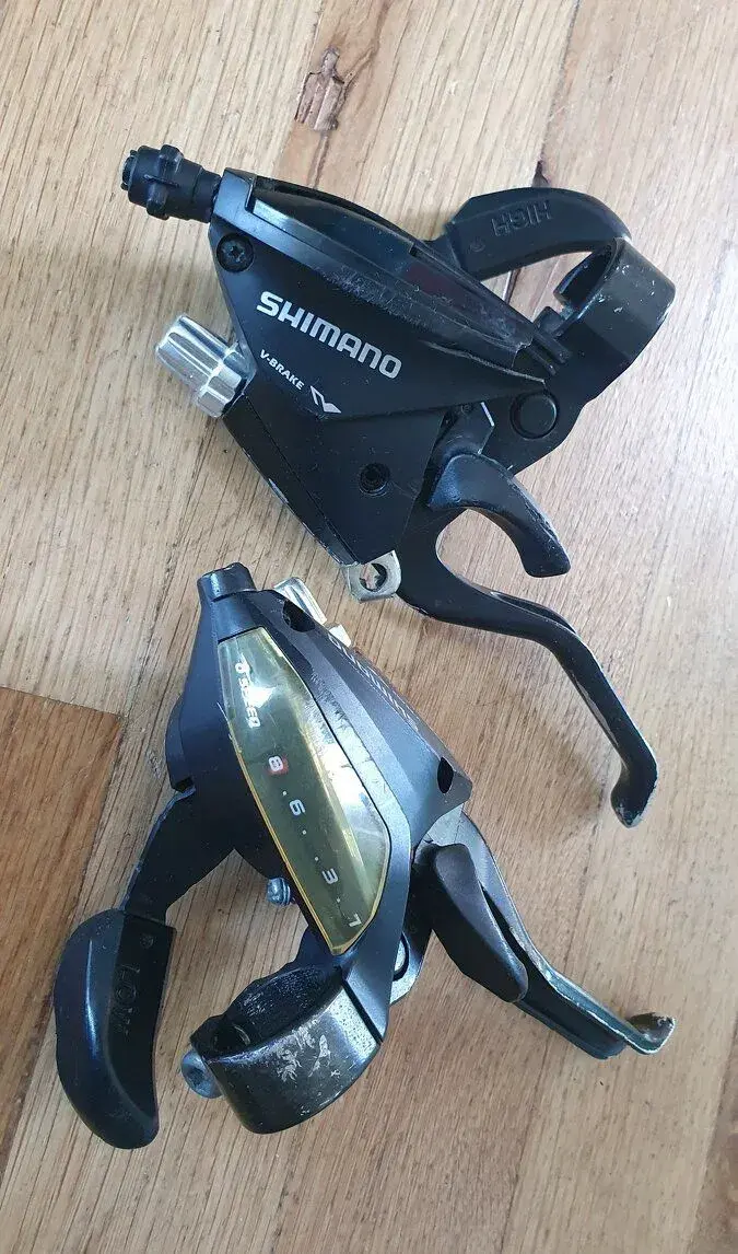 Řazení Shimano ST-EF500 3x8