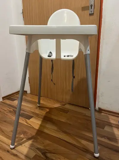 Jídelní židlička IKEA