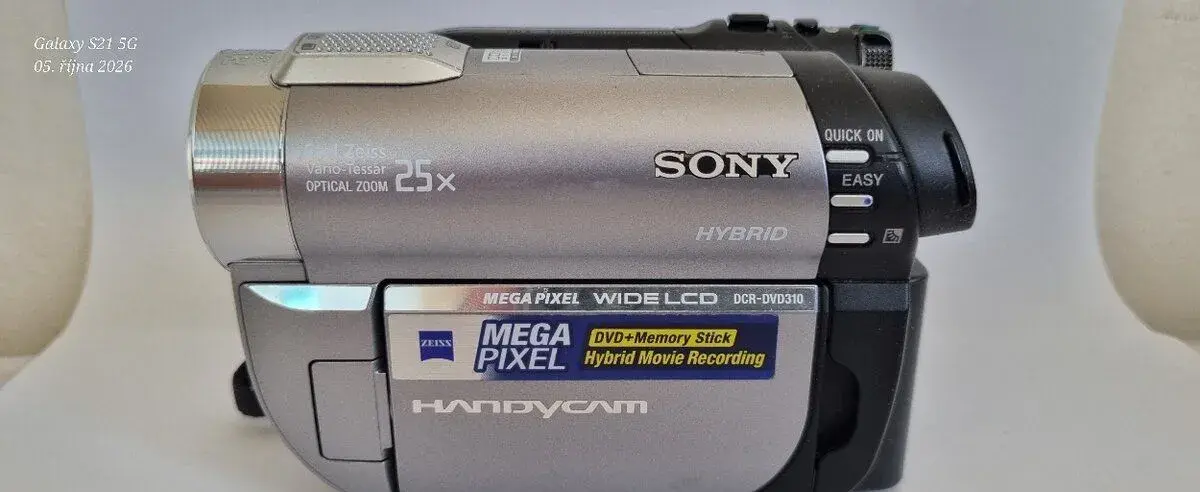 DIGITÁLNÍ DVD VIDEOKAMERA SONY Handycam DCR-DVD310 Y2K