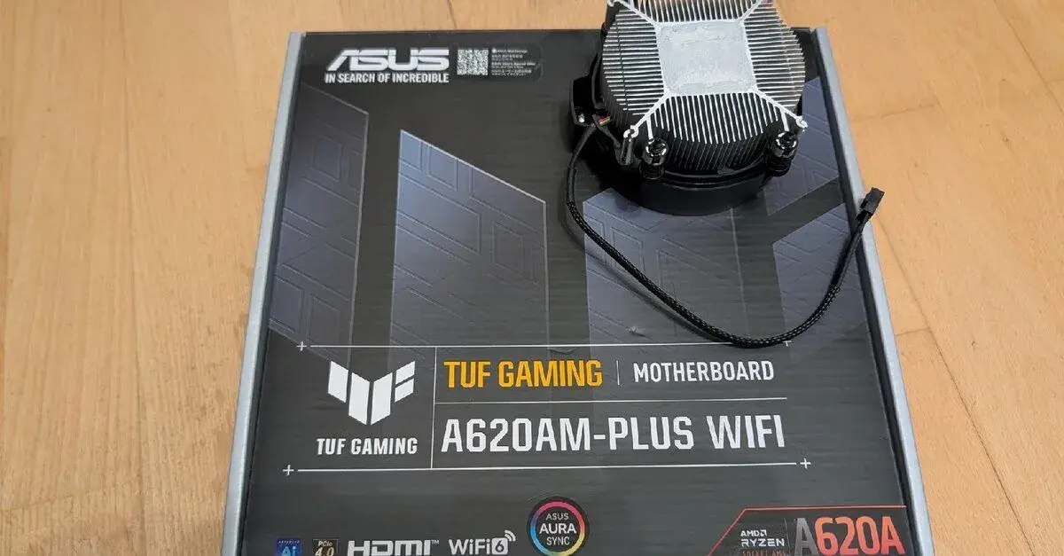 Asus TUF deska AM5 s procesorem Ryzen a chladičem