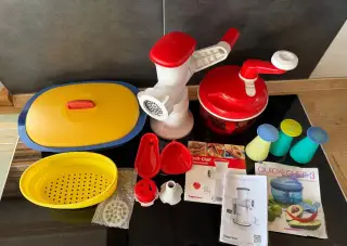 Tupperware mlýnek na maso, mixer a dózy