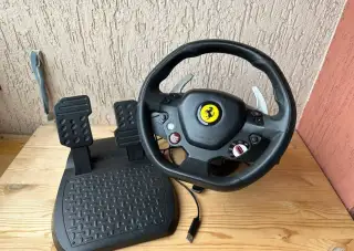 Herní volant Thrustmaster Ferrari 458 Italia