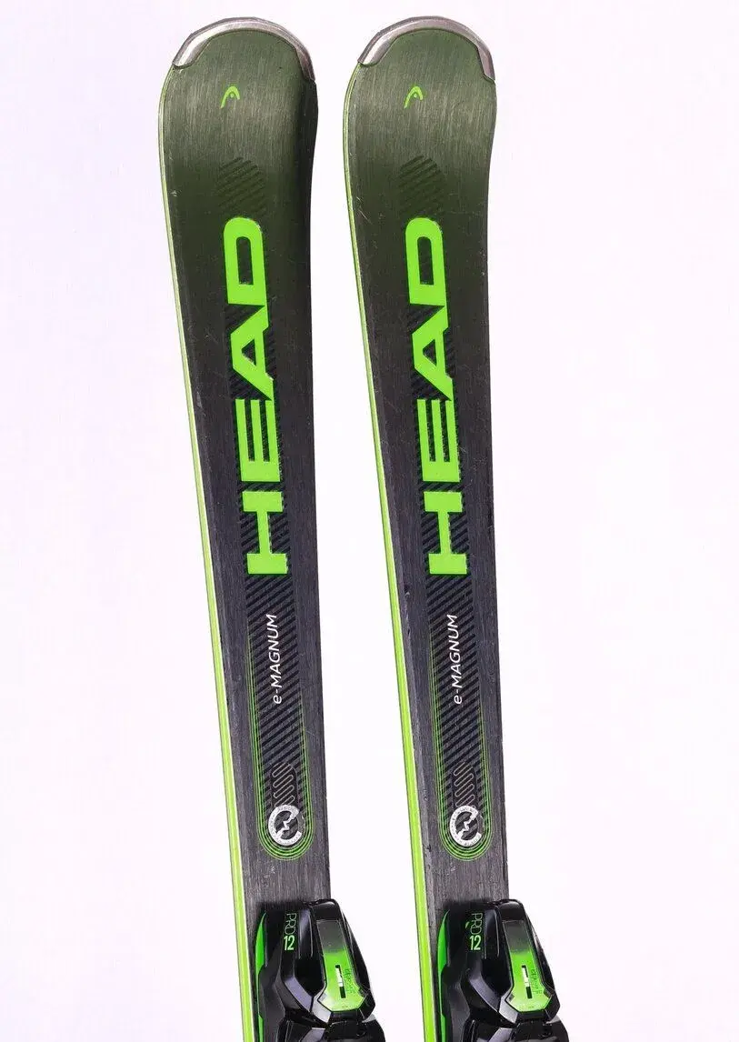 Použité dámské lyže HEAD SUPERSHAPE e-MAGNUM 2024