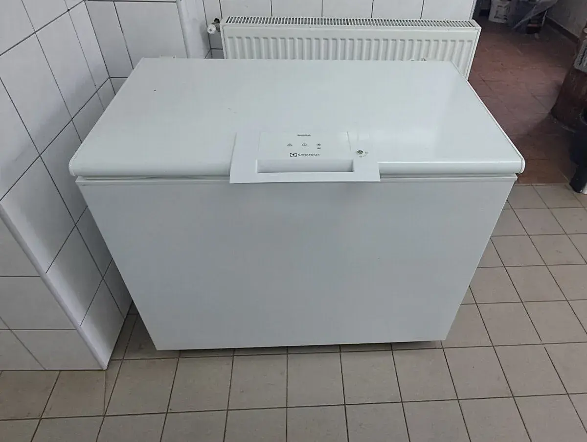 Pultový mrazák 300l Electrolux
