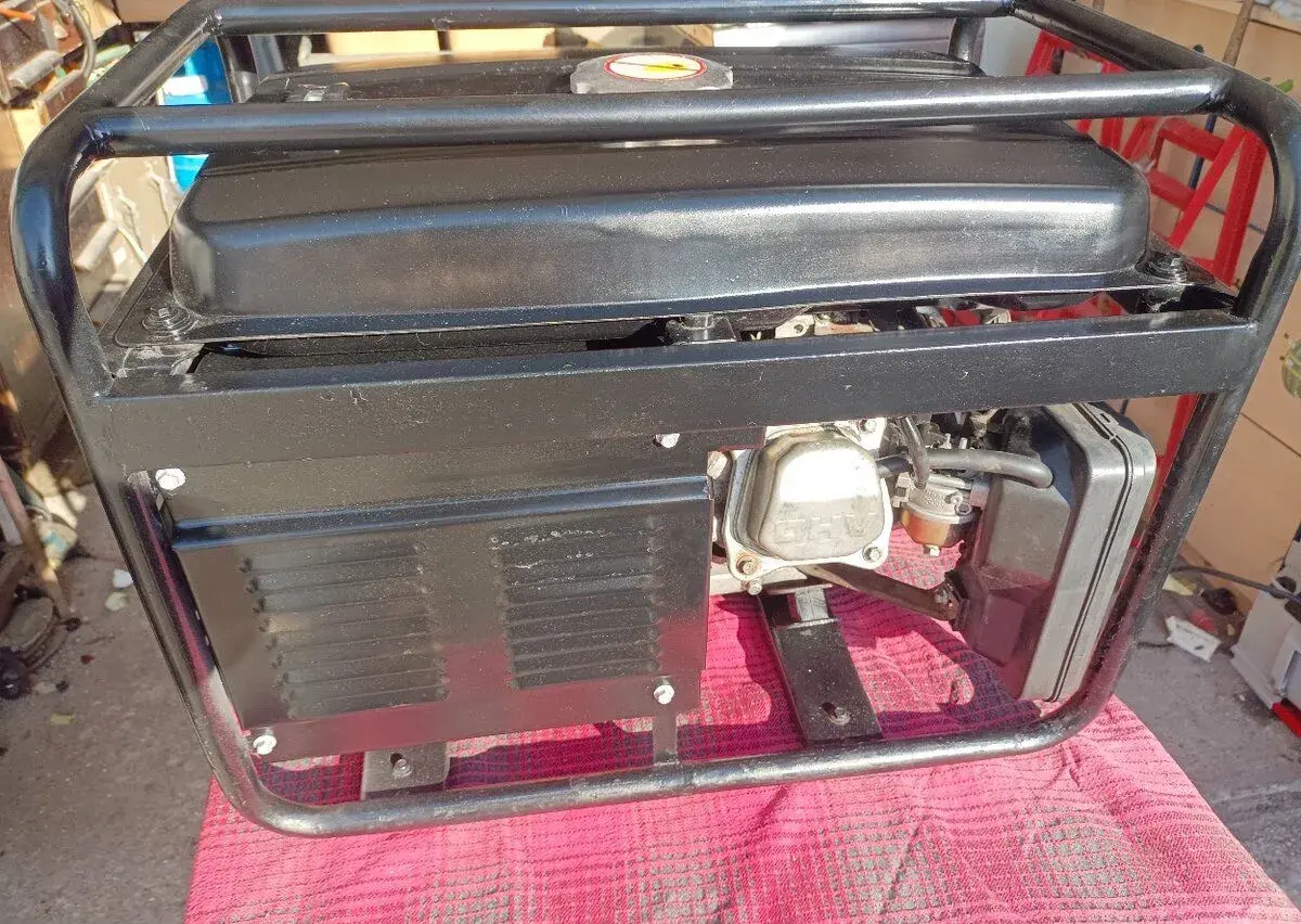 Generátor WOODSTAR GP25,230V, 2200W, 6,5Hp, 3000 otáček, ben