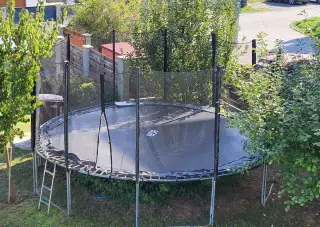 Velká zahradní trampolína Aga SPORT PRO 500 cm (stará 2 roky