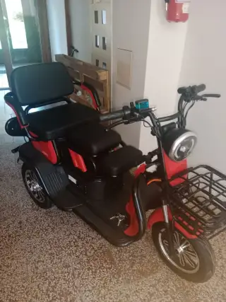 Elektrická tříkolka