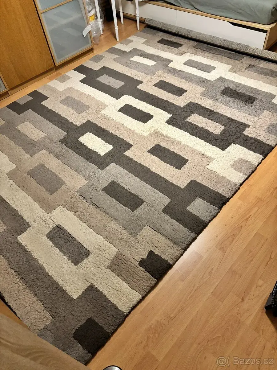 Kusový koberec