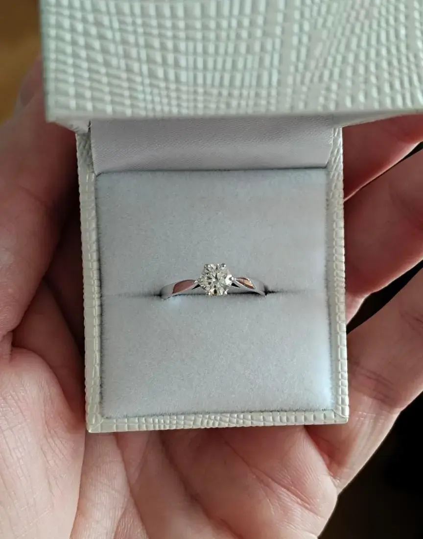 Krásný 14K prsten s diamantem 0,54ct - certifikát GIA