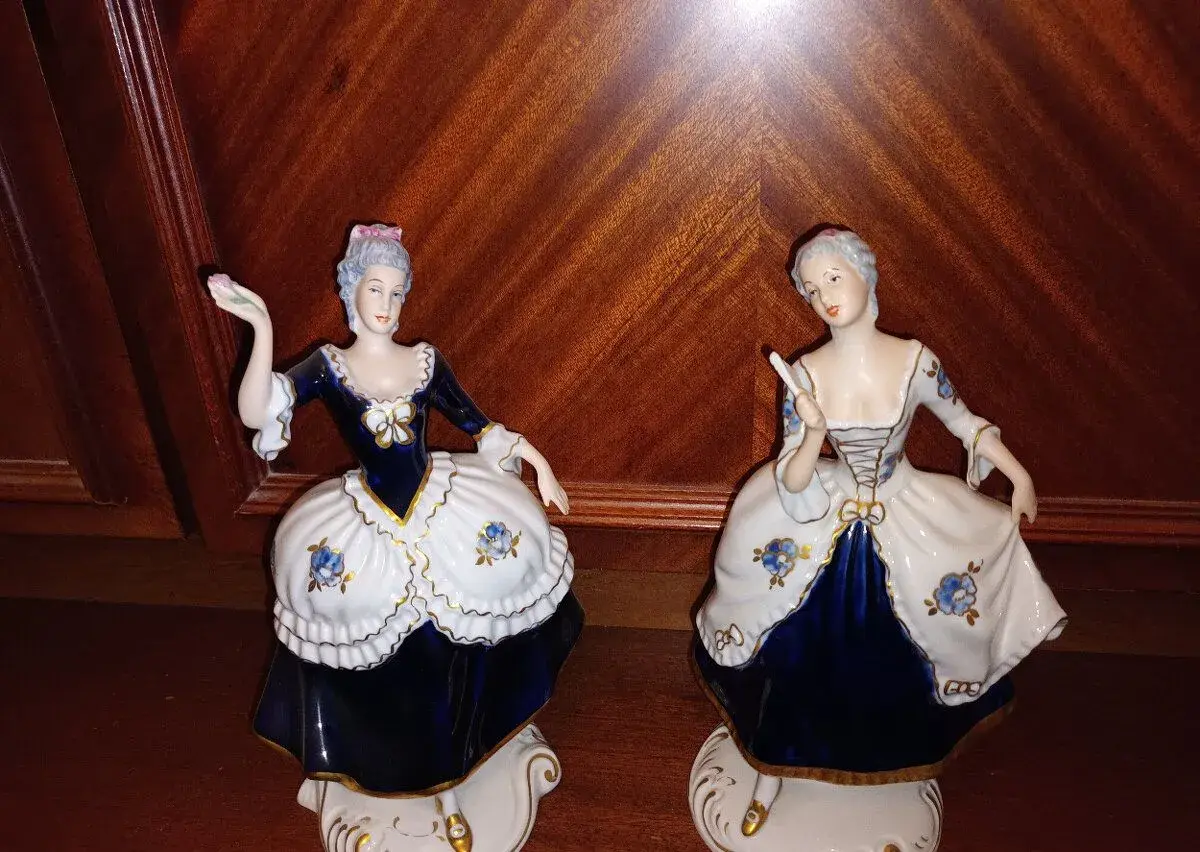 Rokokové porcelánové sošky