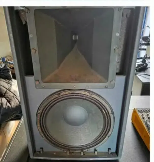 Hk audio