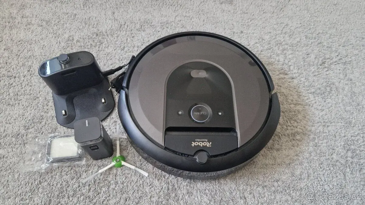 iRobot Roomba i7