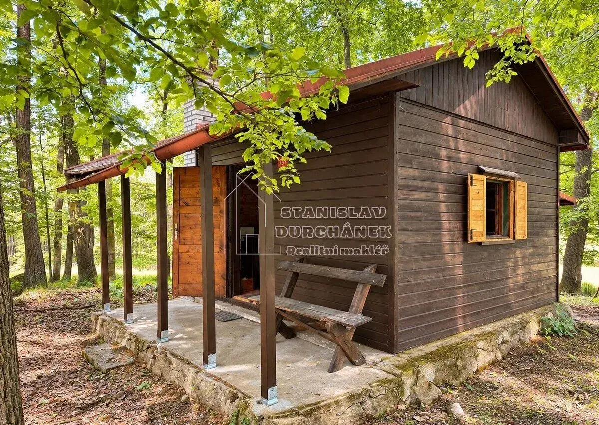 Prodej chaty 29 m², Pohoří (Skalsko), okr. Praha-západ, 12 k