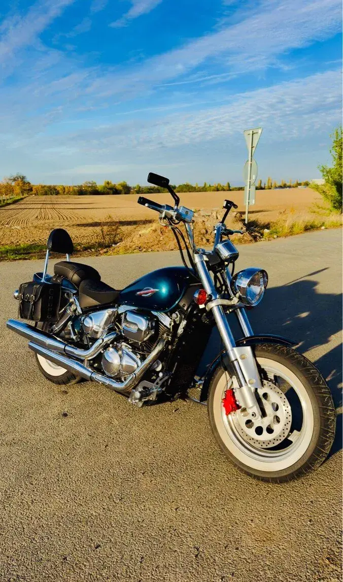 Suzuki Marauder VZ800