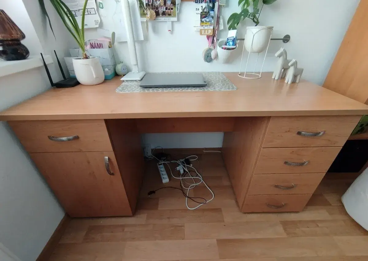 Nábytek do pokoje
