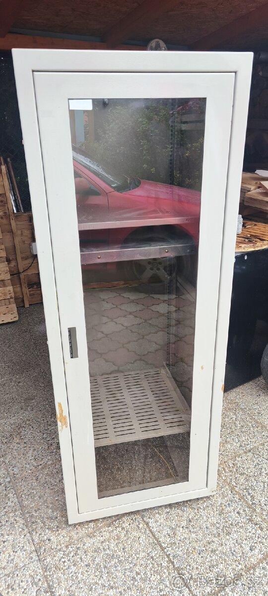 Rack rozvaděč