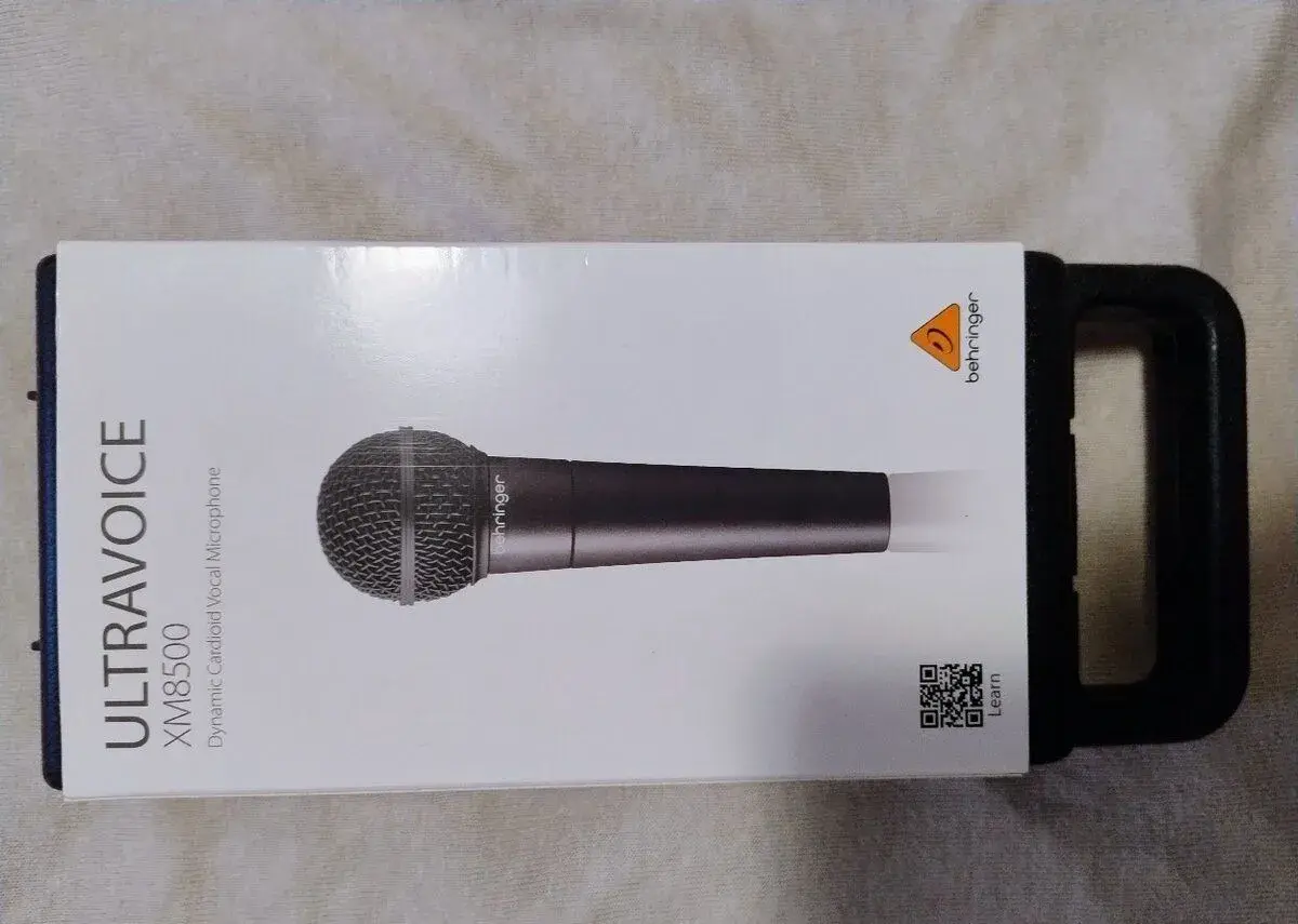 Behringer XM8500 ULTRAVOICE – zpěvový mikrofon