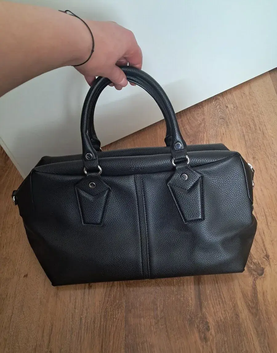 Kabelka Esprit