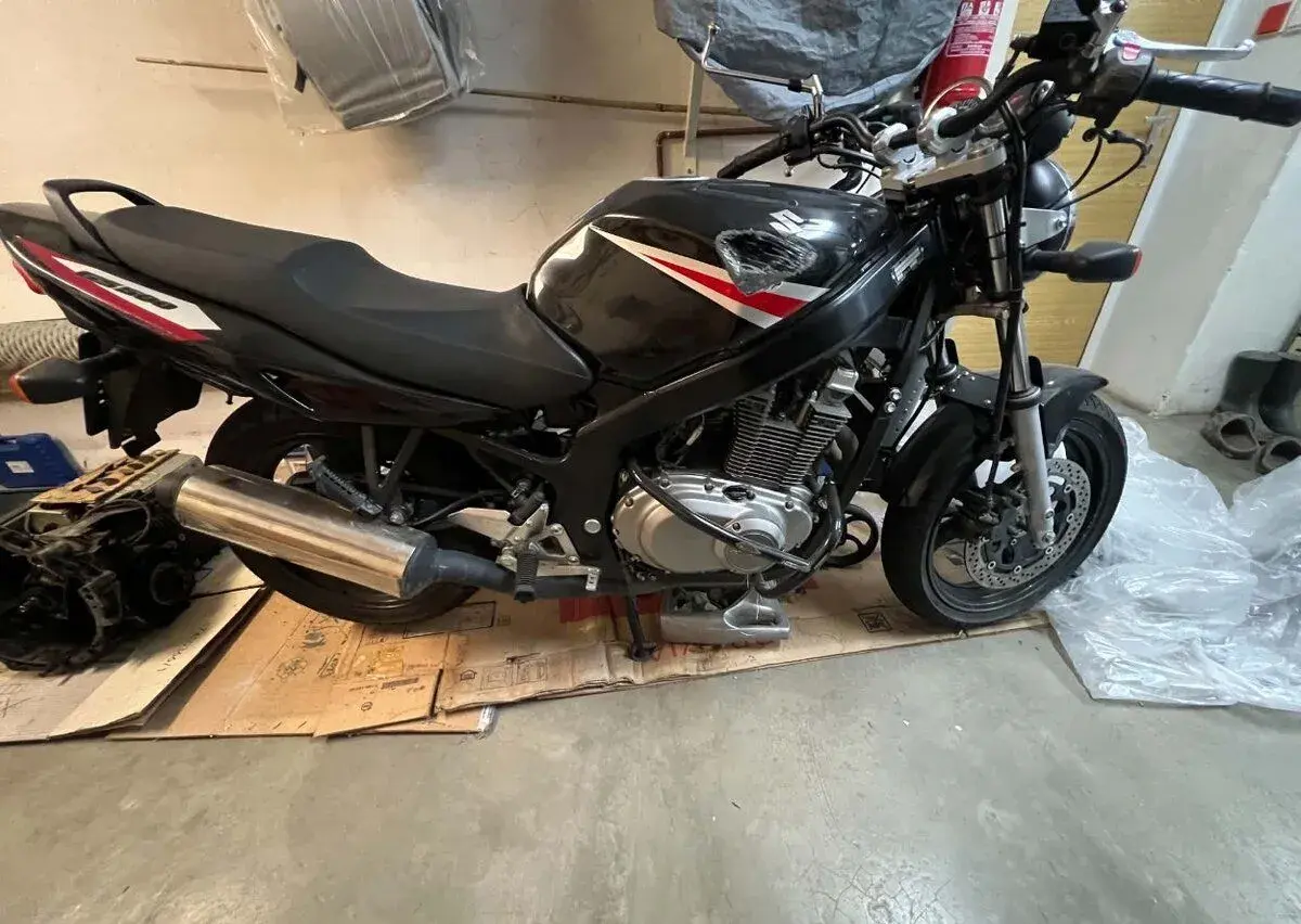 Suzuki GS500 – na opravu nebo na díly