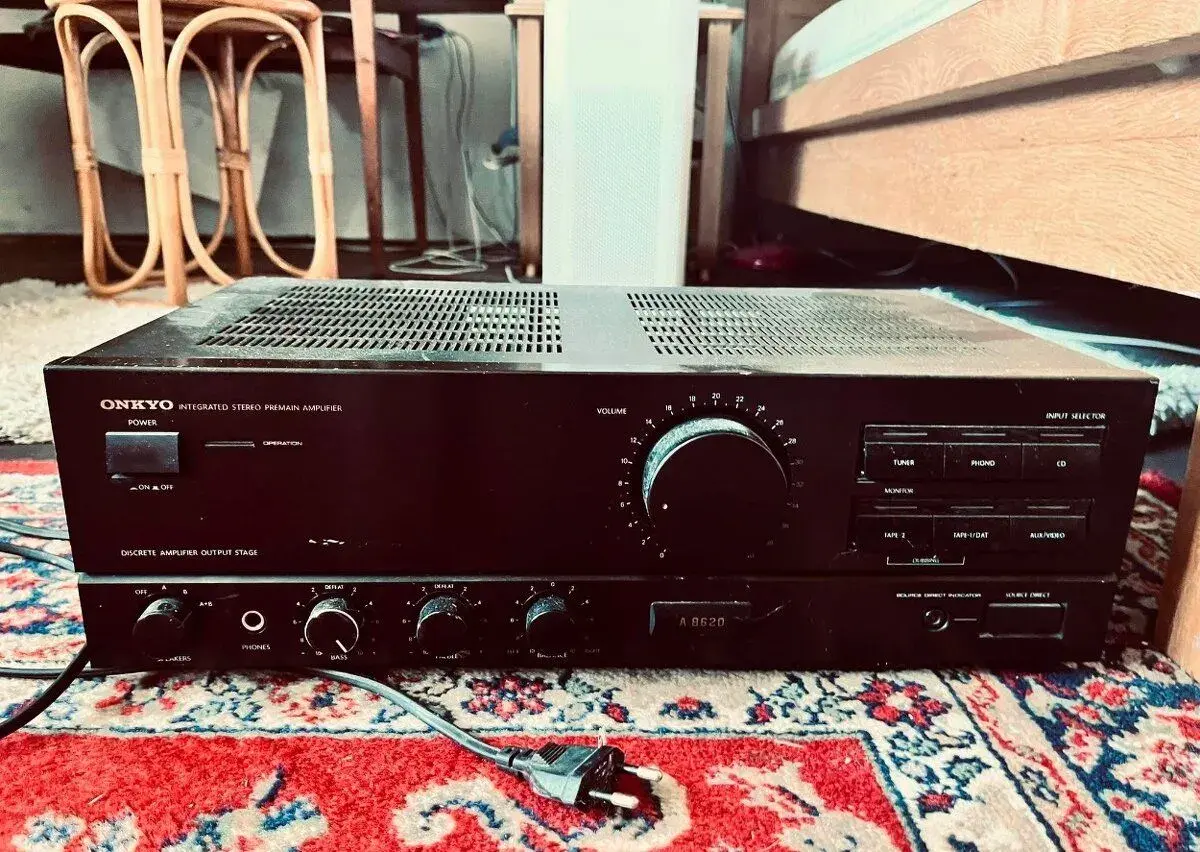 Onkyo A 8620
