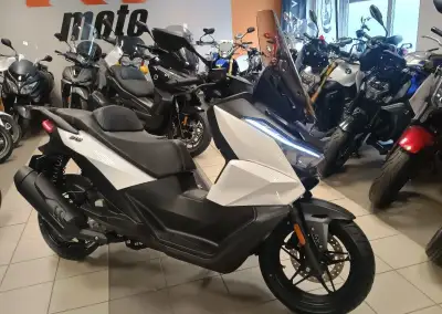 VOGE SR3 250 /4-ROKY ZÁRUKA/NOVÁ CENA 26