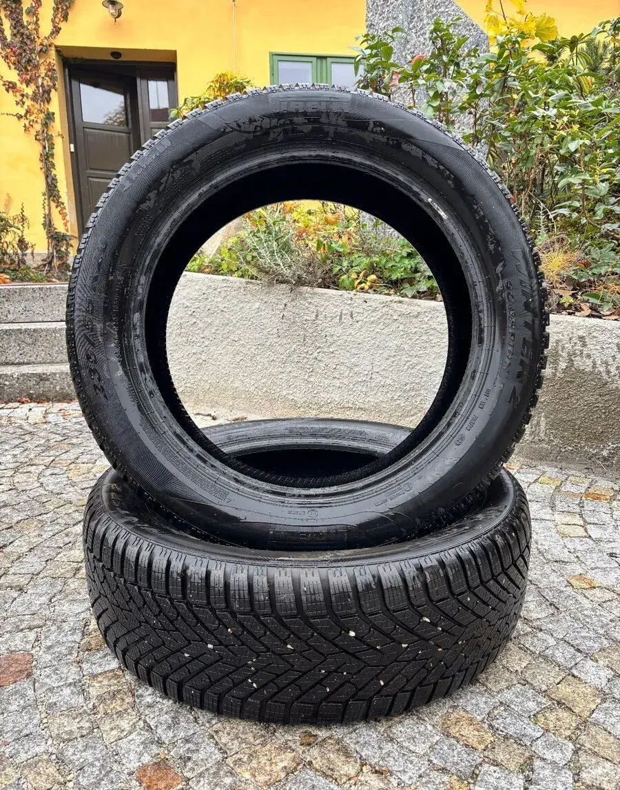 Zimní pneu PIRELLY 235/55 R20 Winter 2 Scorpion