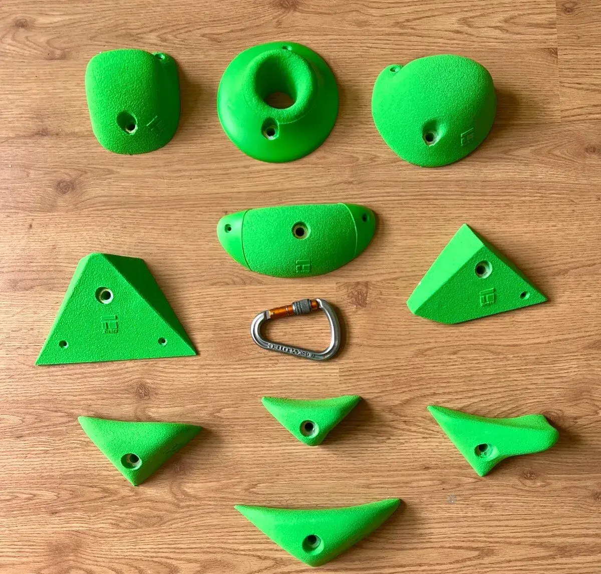 Nové lezecké chyty THEREX Boulder set - 10 kusů