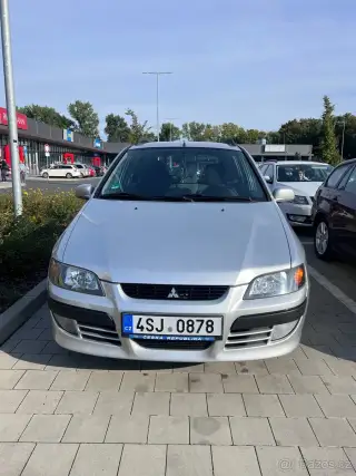Mitsubishi Space