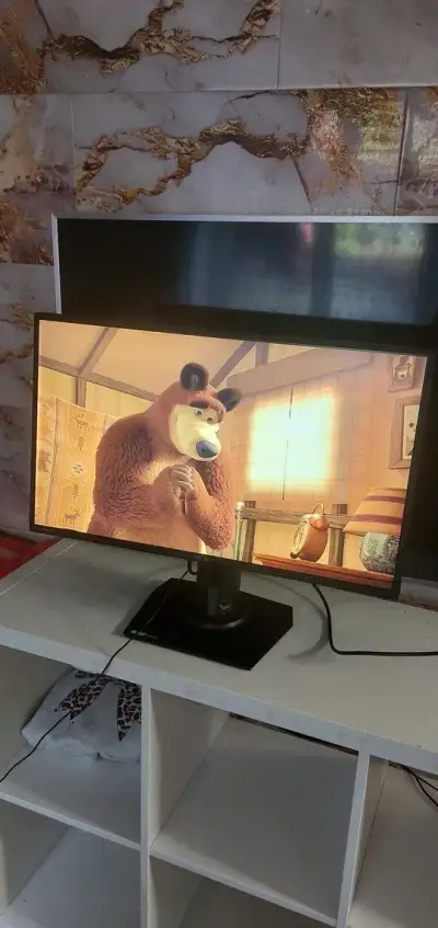 Herní monitor frekvence 165Hz