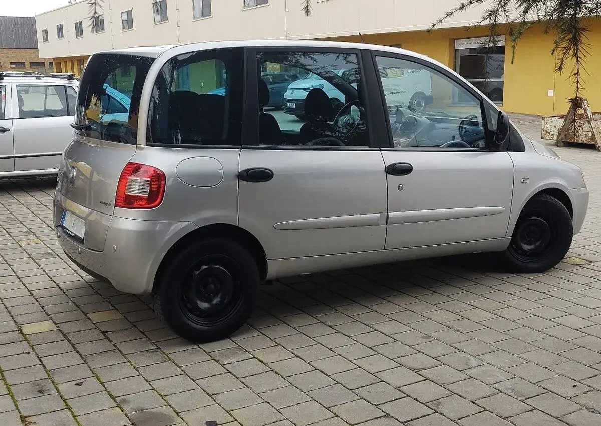Fiat – 2006, 8 000 km
