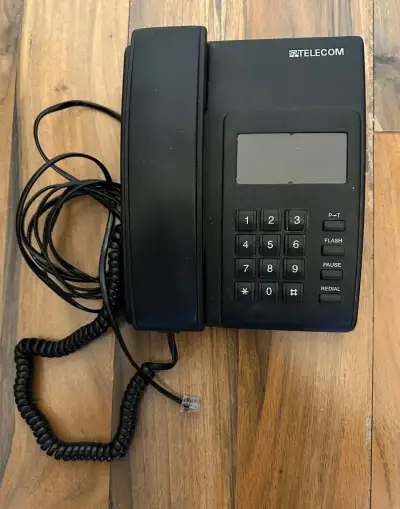 Stolní telefon