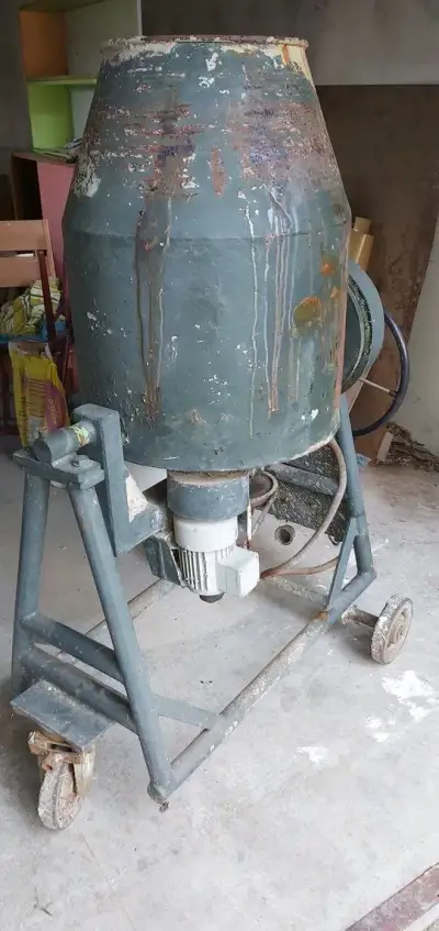 Stavebni míchačka 380v